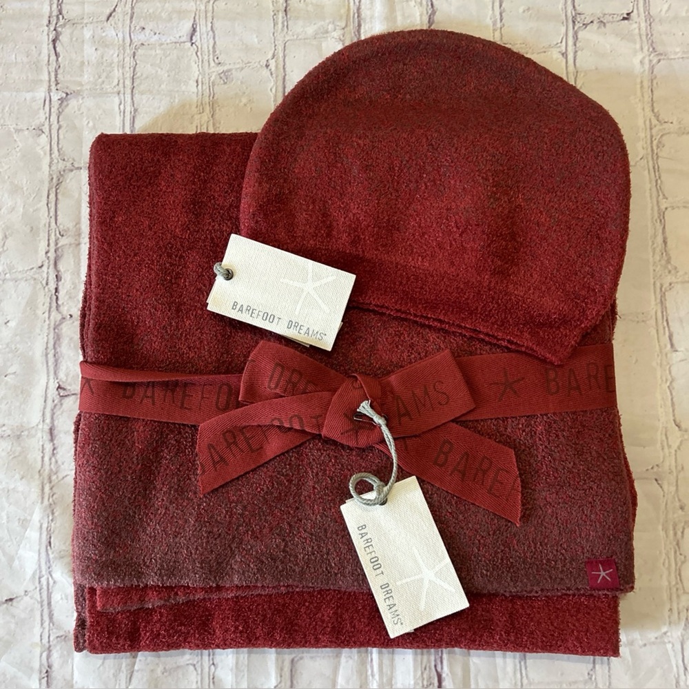 Barefoot Dreams NWT CozyChic Lite Confetti Beanie & Scarf Bundle OS Crimson Gift